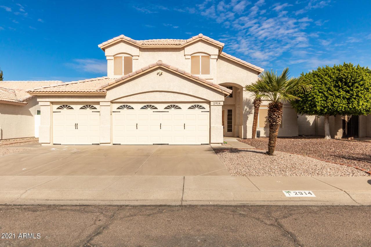 2914 E South Fork Dr., Phoenix, AZ 85048