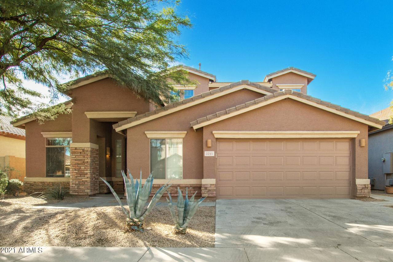 2215 W Calle Del Sol, Phoenix, AZ 85085
