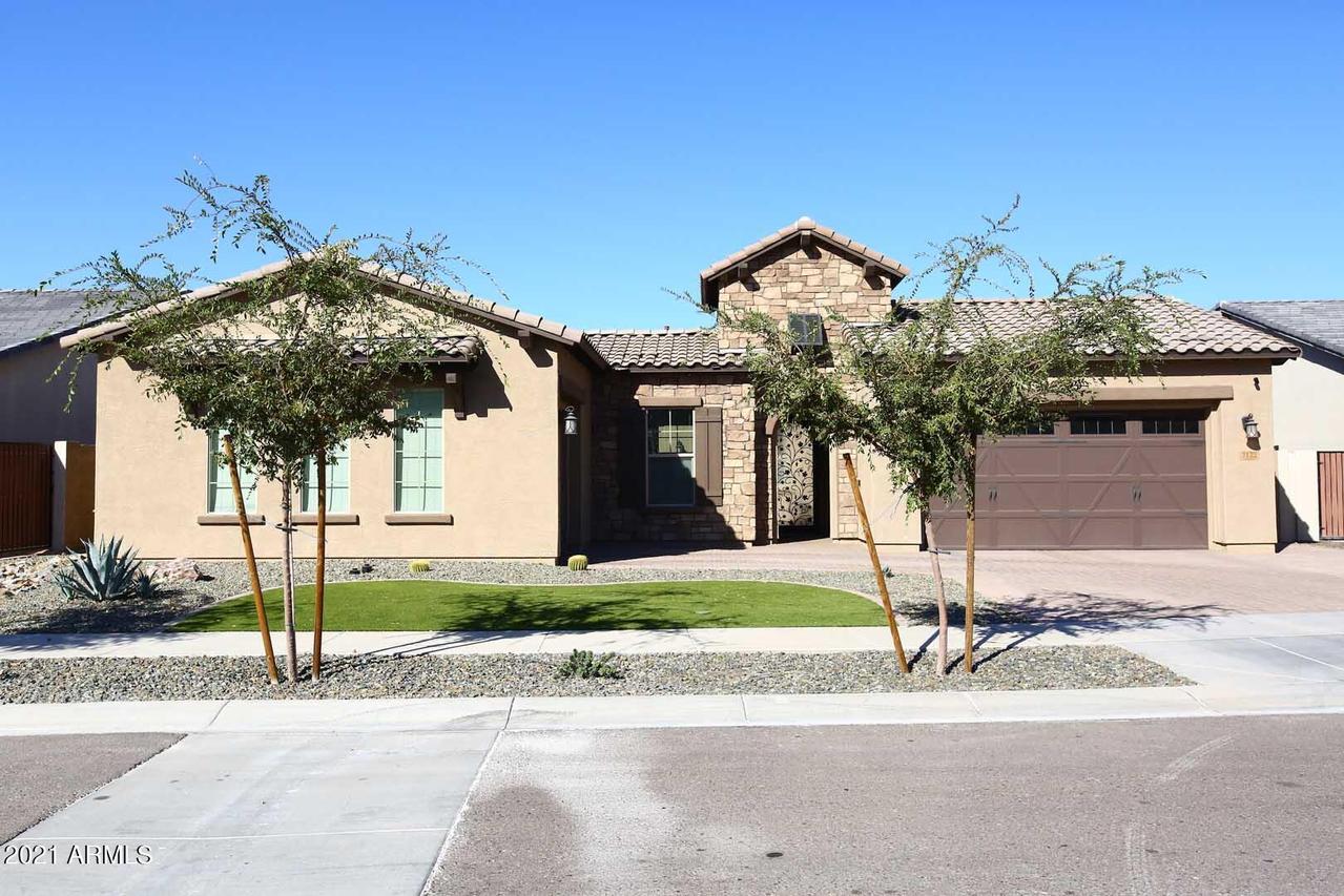 3122 E Gary Way, Phoenix, AZ 85042