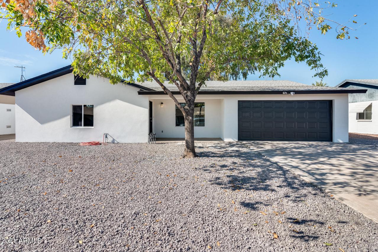 11226 N 41st Ave., Phoenix, AZ 85029