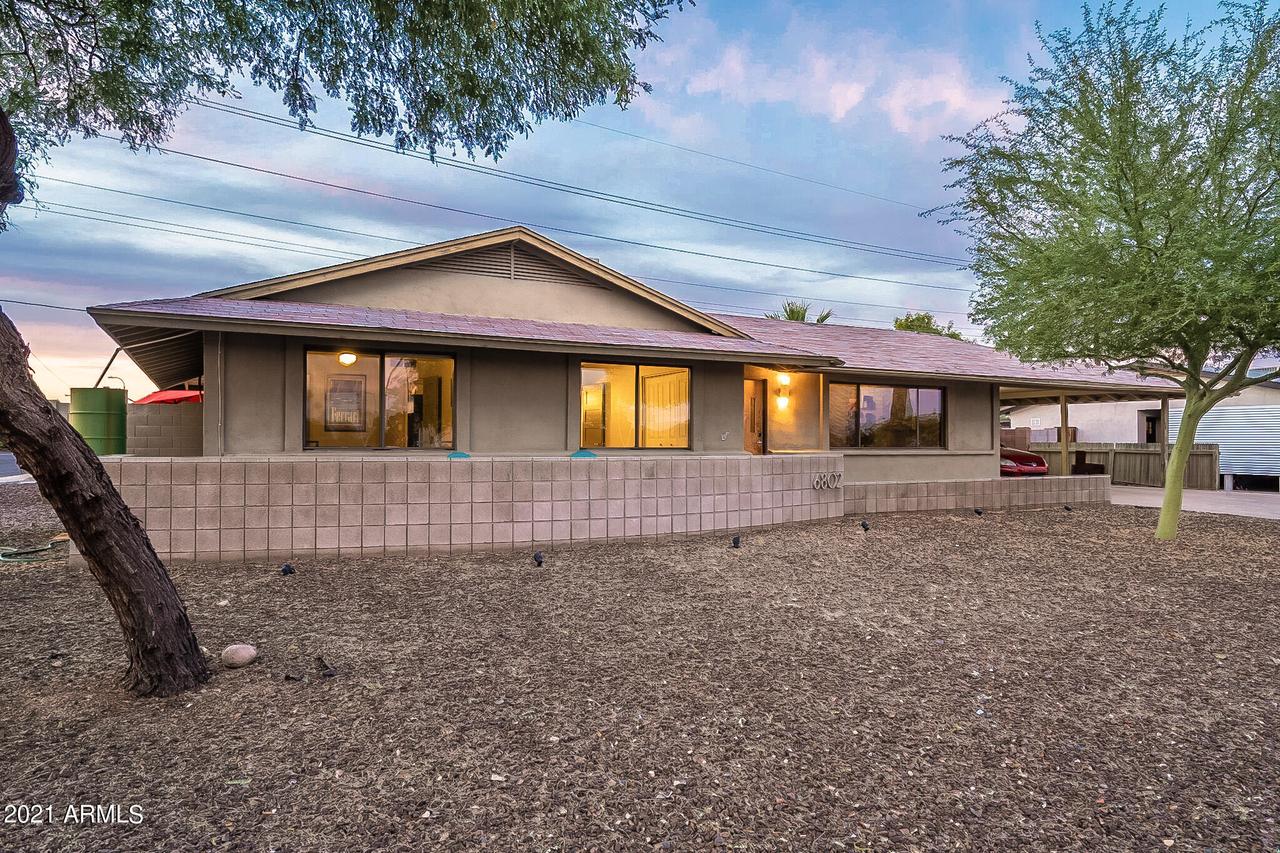 6802 E Oak St., Scottsdale, AZ 85257