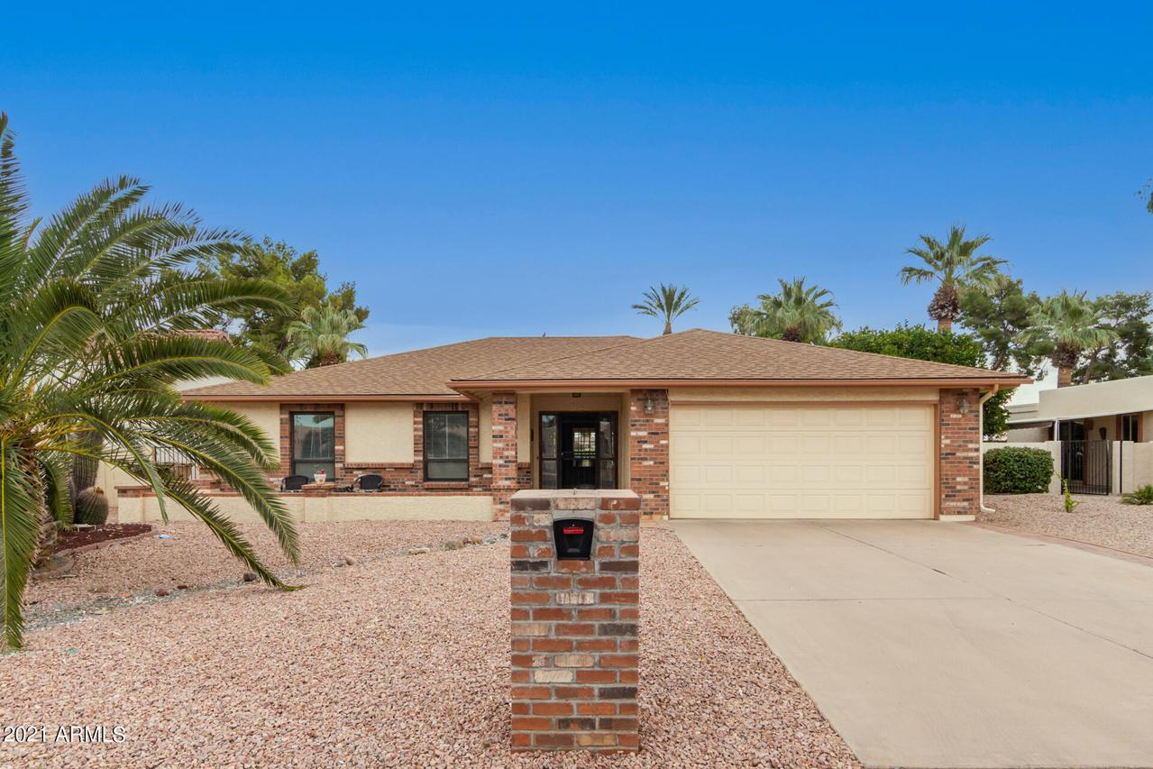 9426 E Sun Lakes Blvd., Sun Lakes, AZ 85248