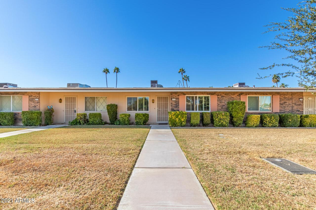 11017 W Thunderbird Blvd., Sun City, AZ 85351