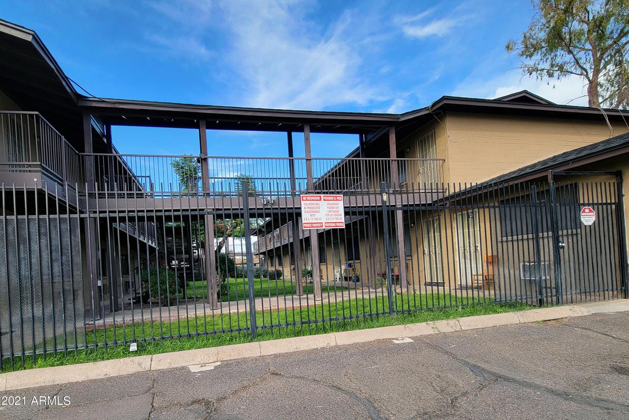 1945 W Sweetwater Ave. #1004, Phoenix, AZ 85029