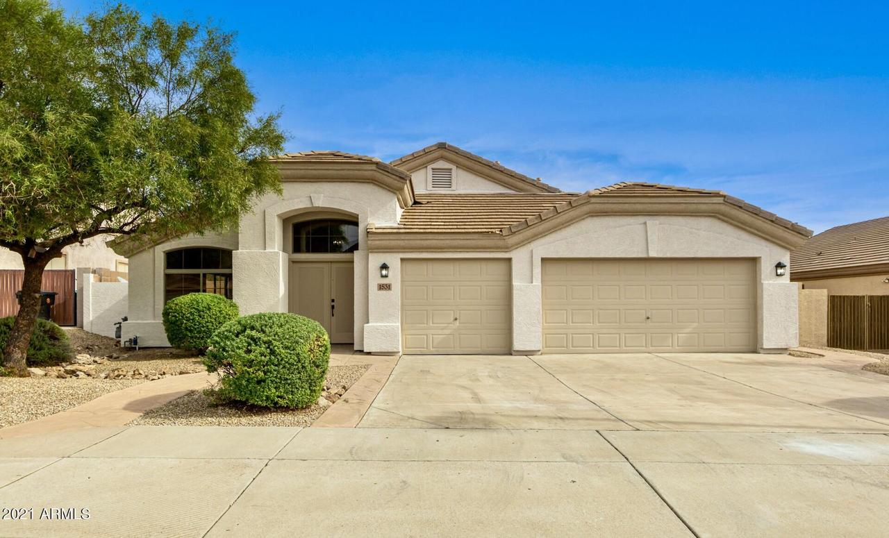 1531 N Sierra Heights Cir., Mesa, AZ 85207