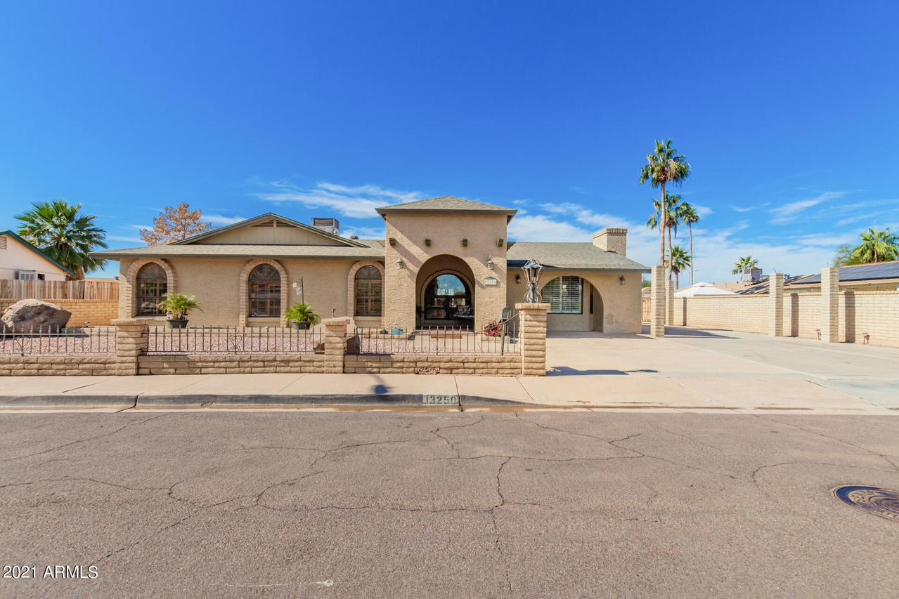 13250 N 14th Ave., Phoenix, AZ 85029