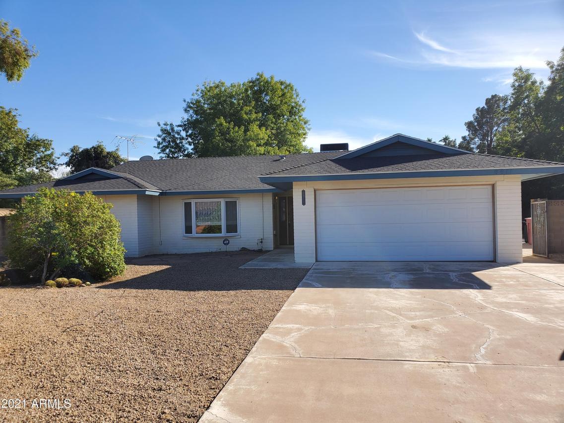 8611 E Highland Ave., Scottsdale, AZ 85251