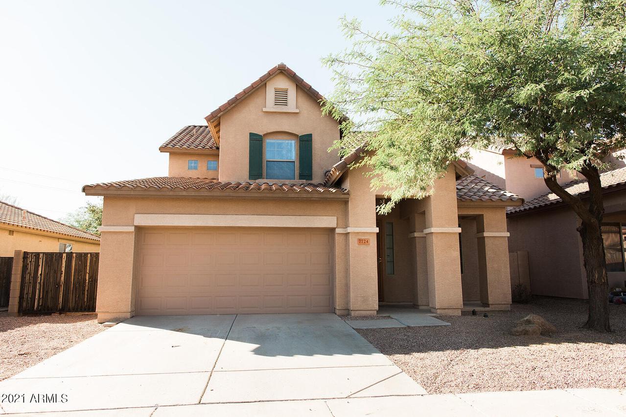 7724 S 74th Ln., Laveen, AZ 85339