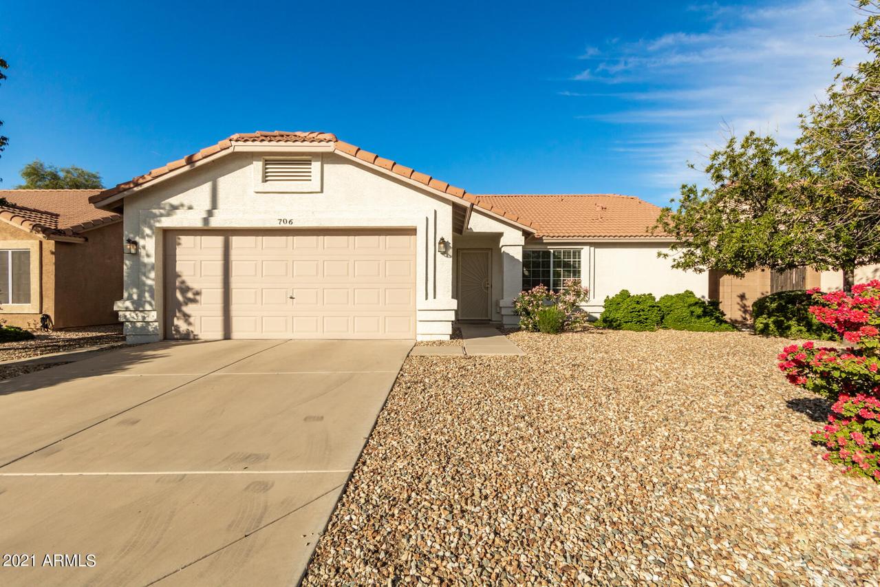 706 N Emery, Mesa, AZ 85207
