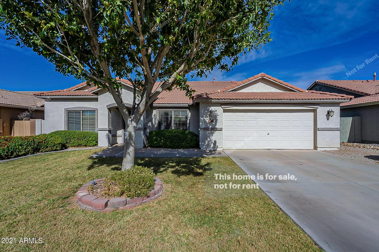 3558 E Camden Ave., San Tan Valley, AZ 85140