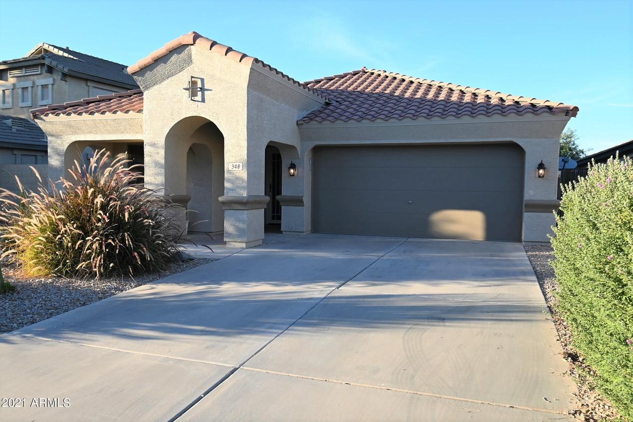 348 W Love Rd., San Tan Valley, AZ 85143