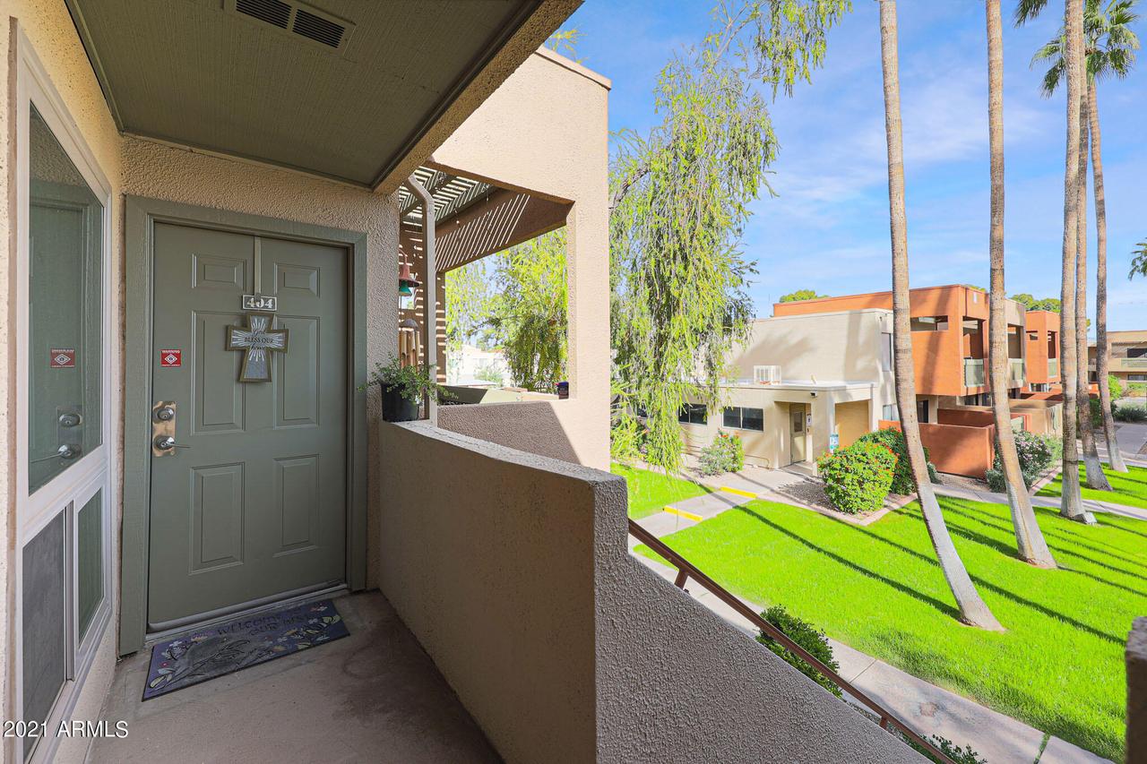 3500 N Hayden Rd. #404, Scottsdale, AZ 85251