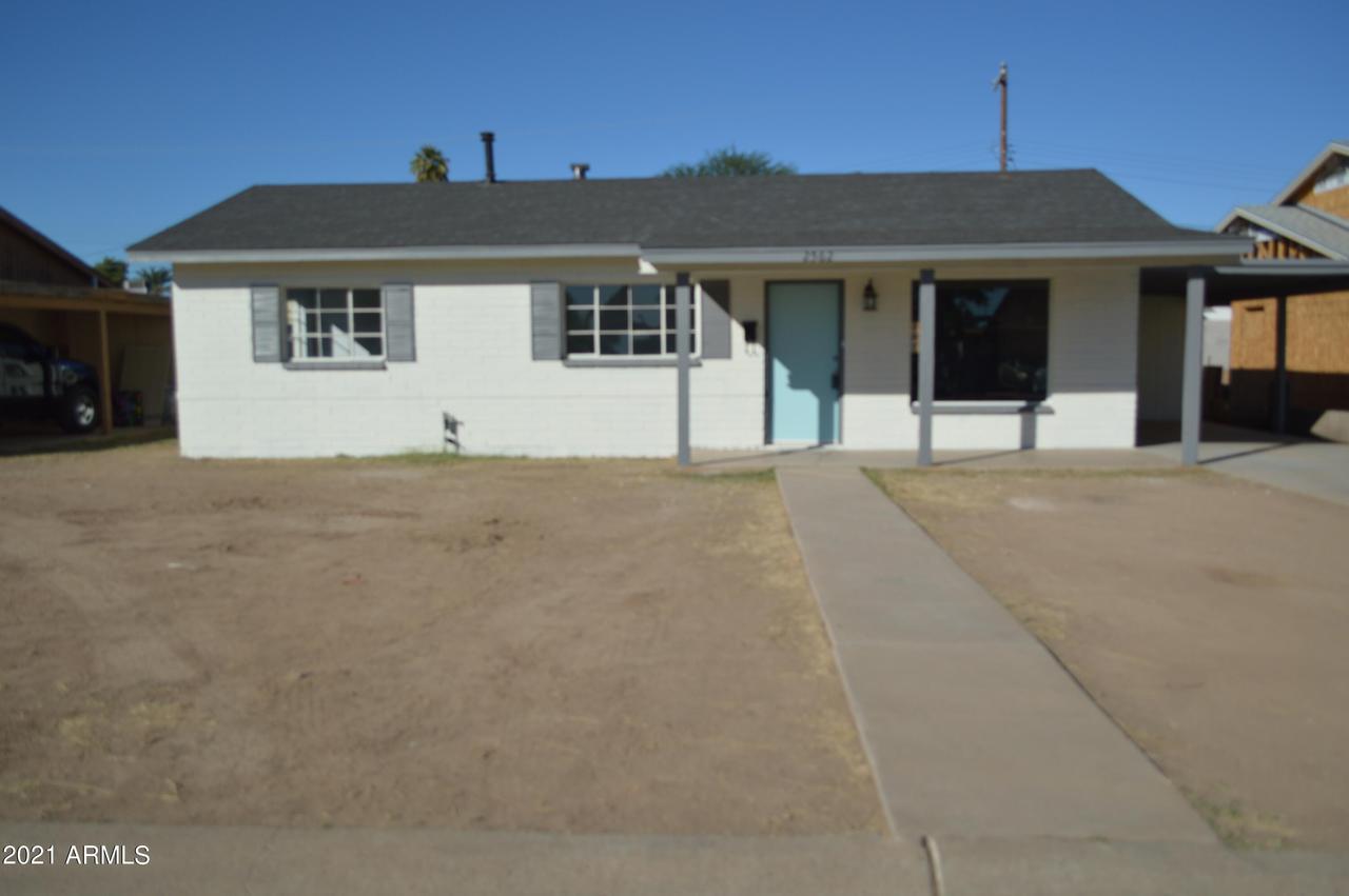 2562 W Cheery Lynn Rd., Phoenix, AZ 85017