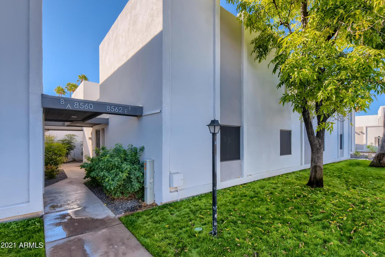 8562 E Indian School Rd. #E, Scottsdale, AZ 85251