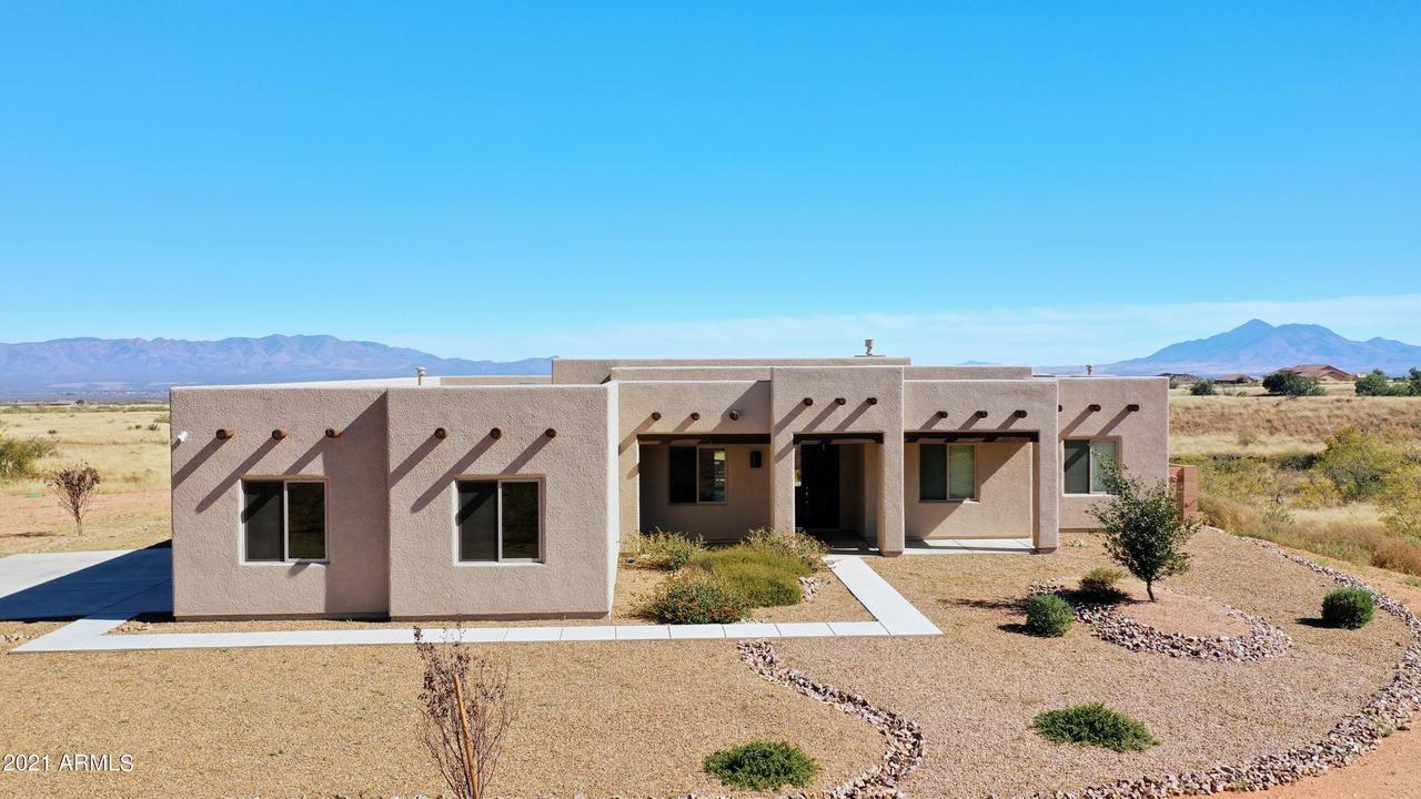 8867 S Welsh Pl., Hereford, AZ 85615