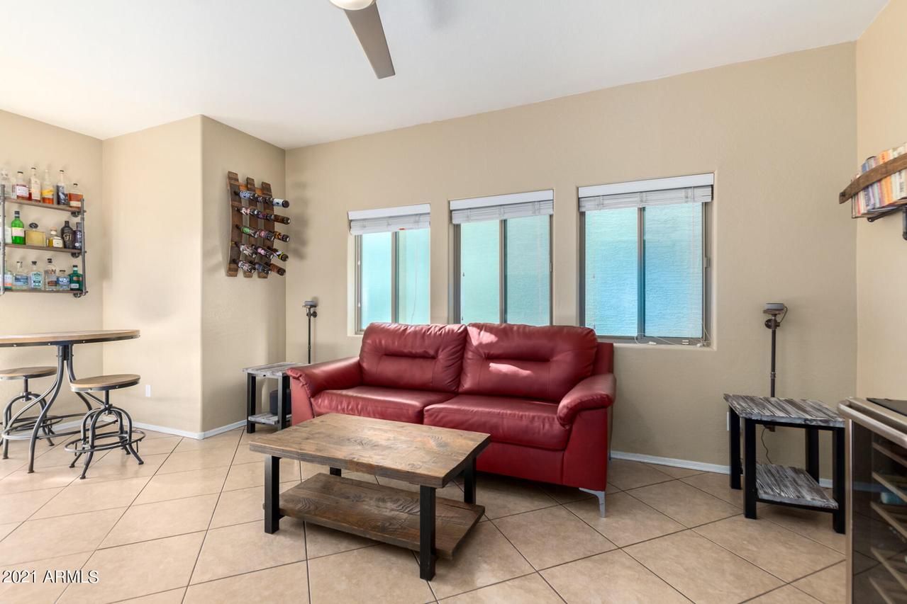 3034 N 39th St. #11, Phoenix, AZ 85018