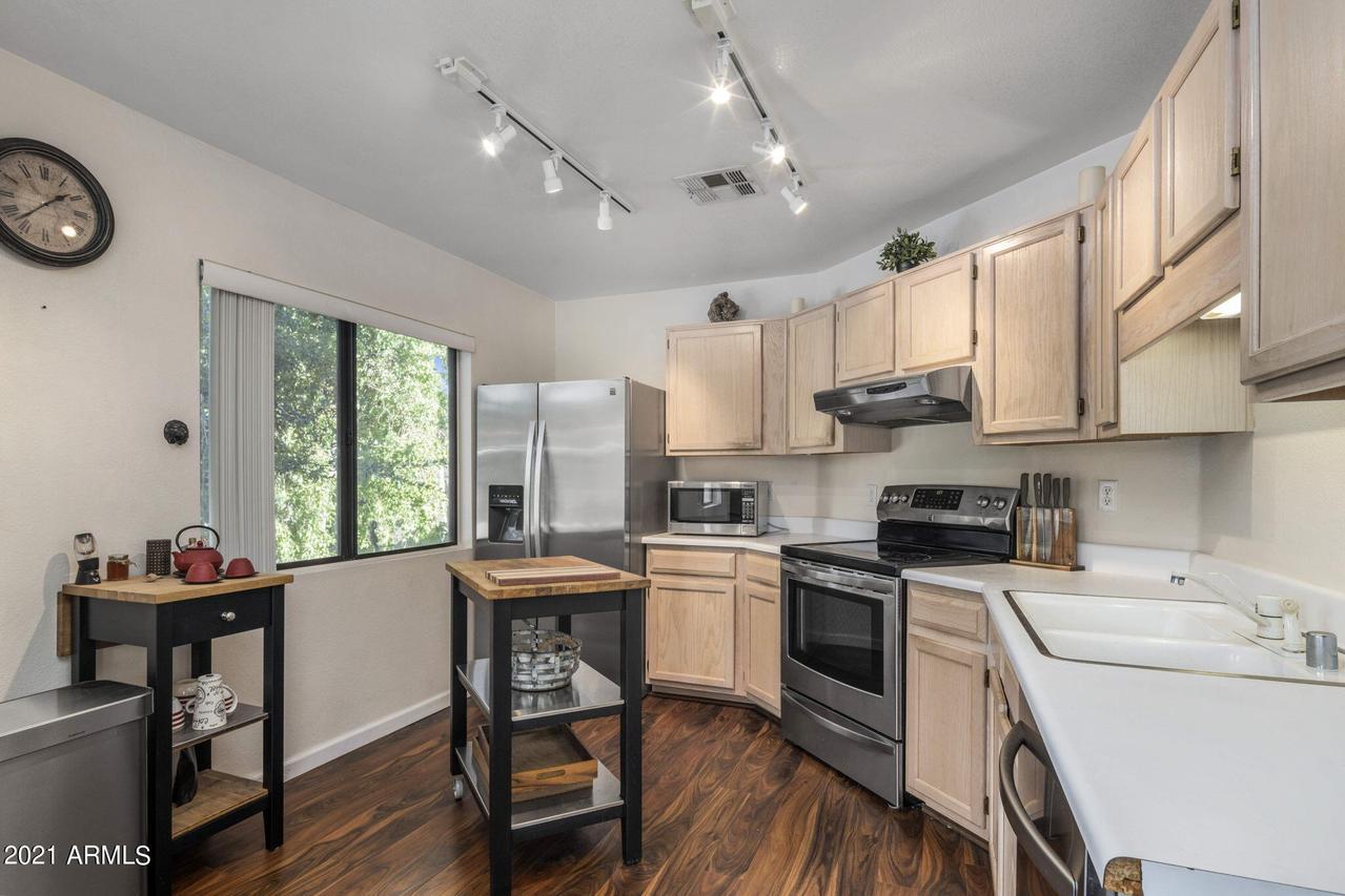 15050 N Thompson Peak Pkwy. #2001, Scottsdale, AZ 85260