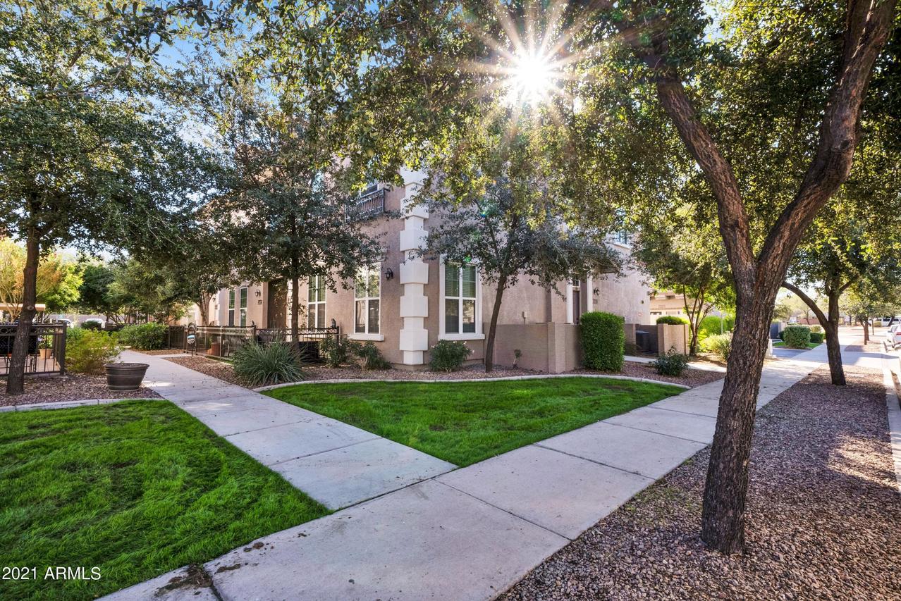 4754 E Red Oak Ln. #103, Gilbert, AZ 85297