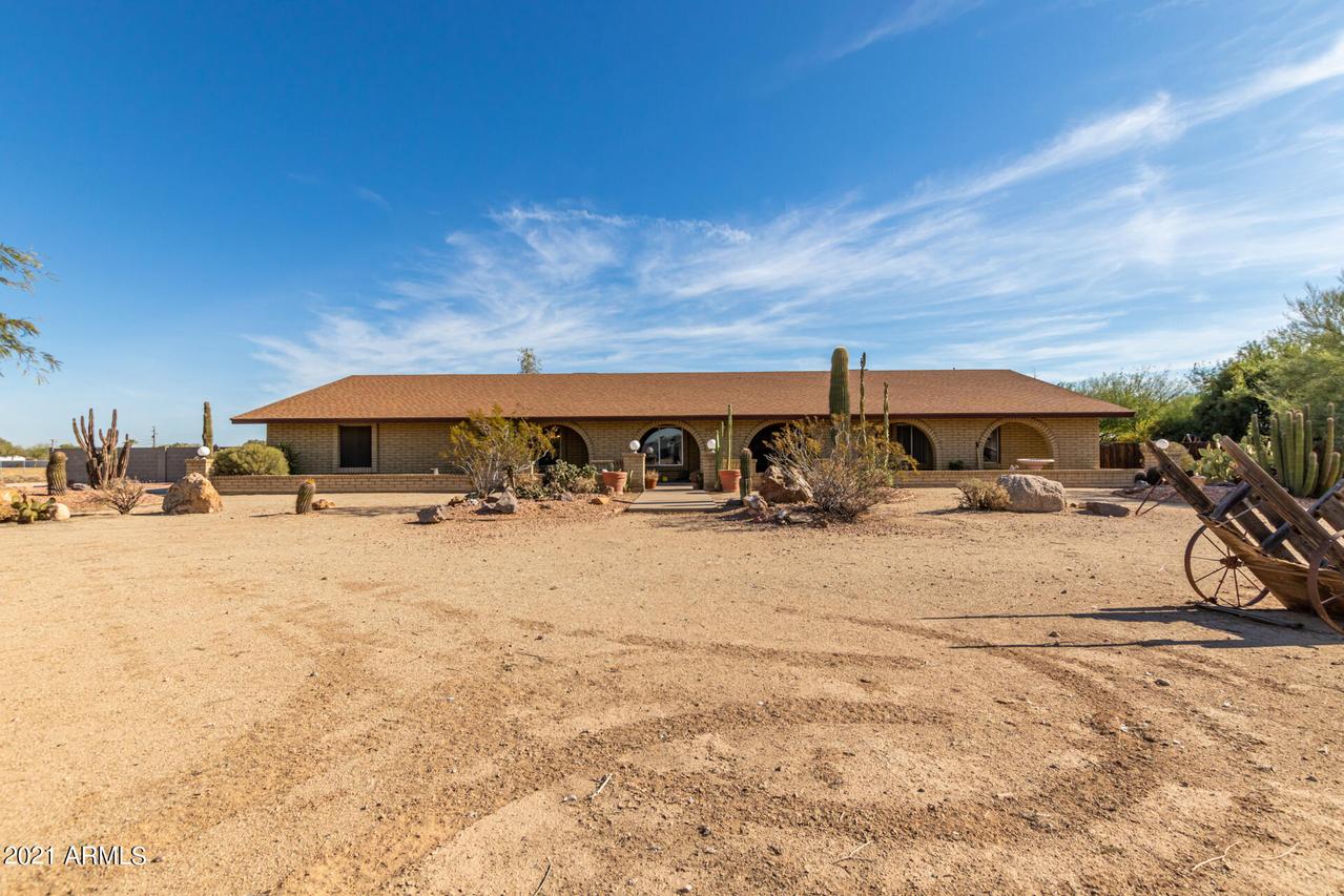 17255 N 63rd Ave., Glendale, AZ 85308