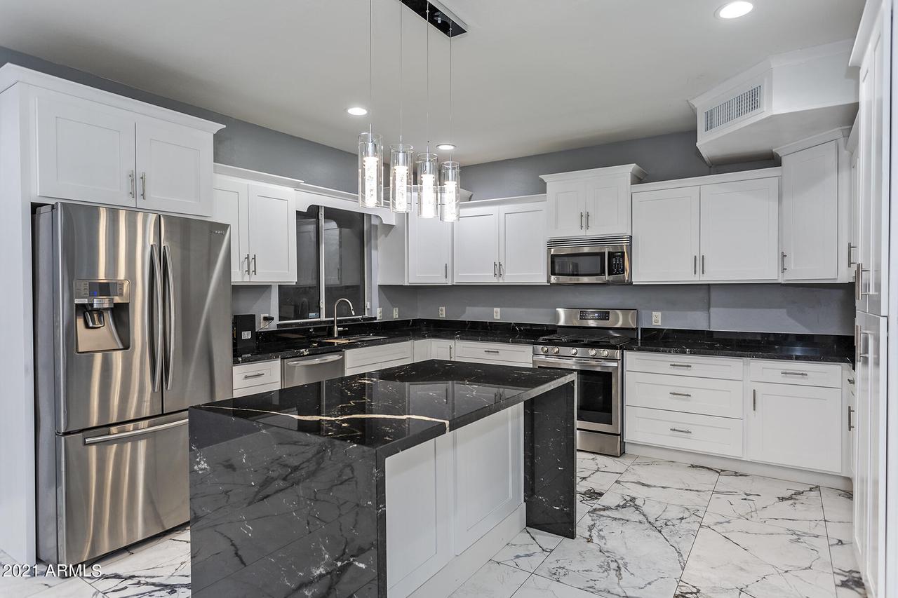 4013 W Ellis St., Phoenix, AZ 85041