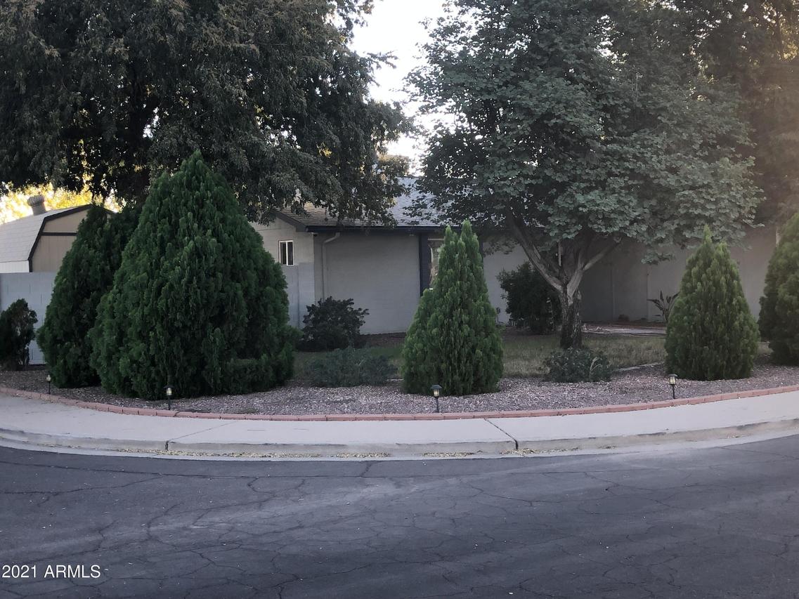 1001 W Villa Rita Dr., Phoenix, AZ 85023