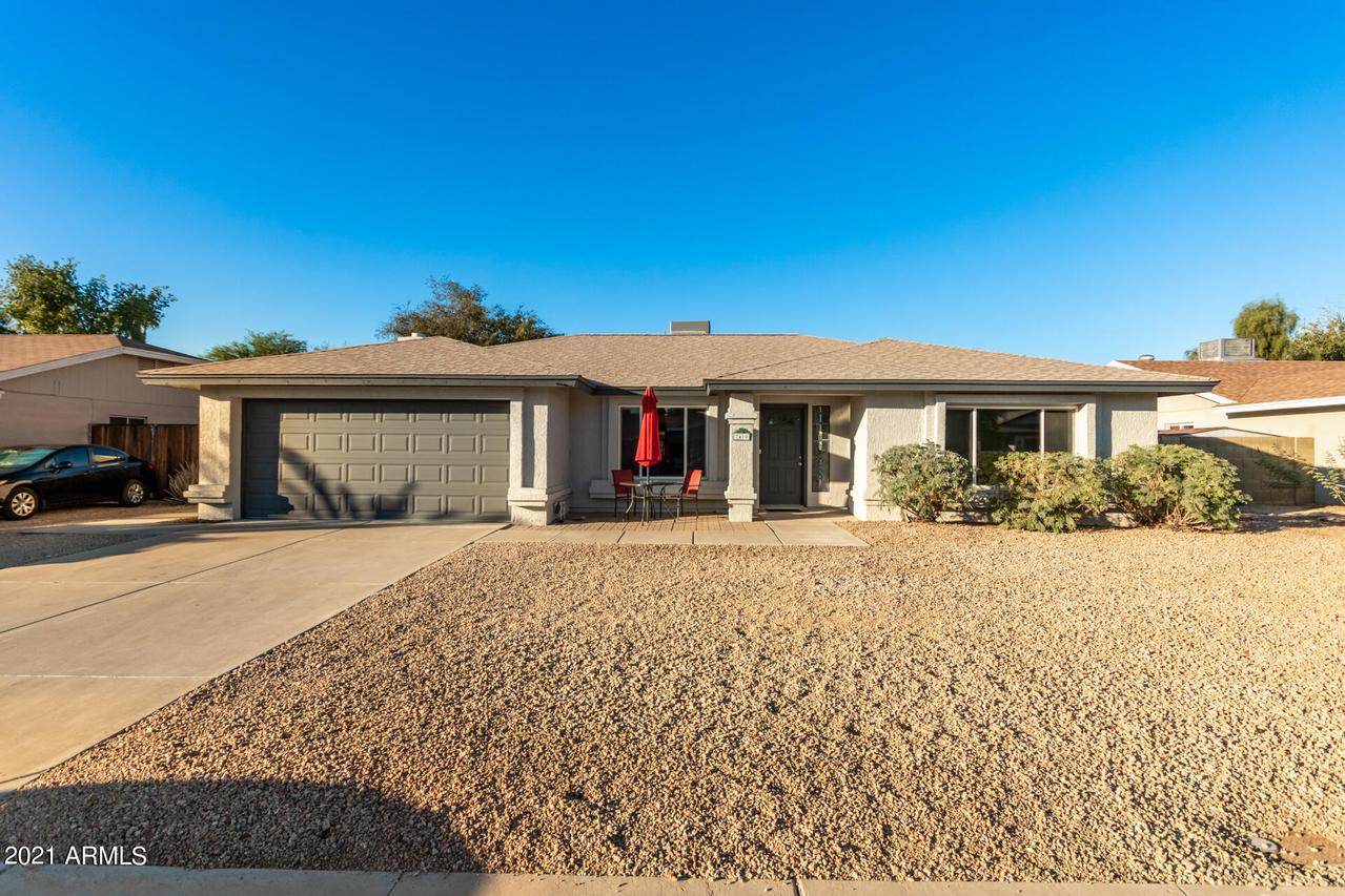 7410 W Jenan Dr., Peoria, AZ 85345