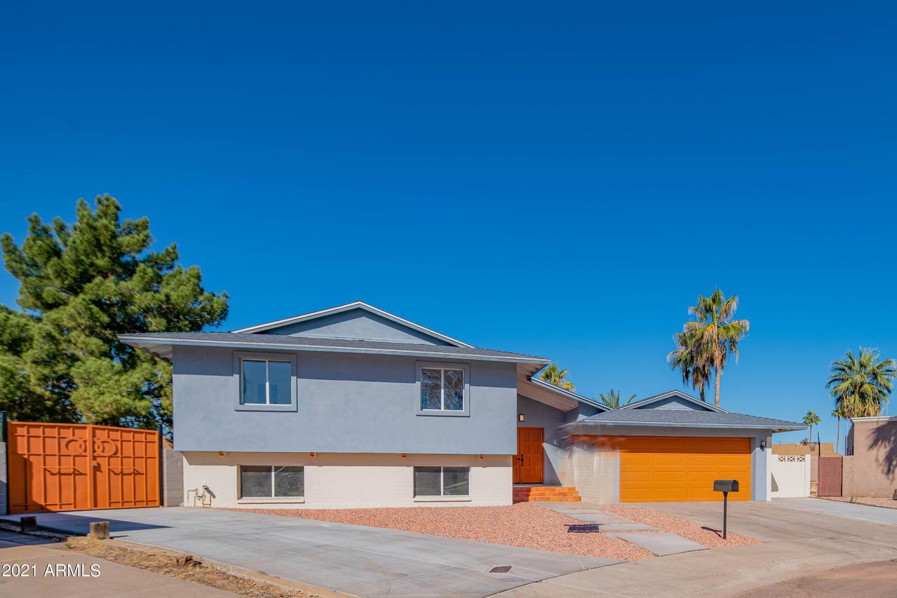 7726 N 48th Ave., Glendale, AZ 85301