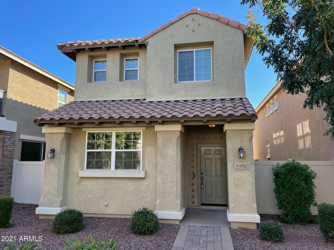 1088 S Agnes Ln., Gilbert, AZ 85296