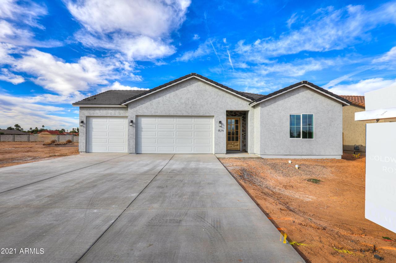 1579 N Himosa Dr., Casa Grande, AZ 85122