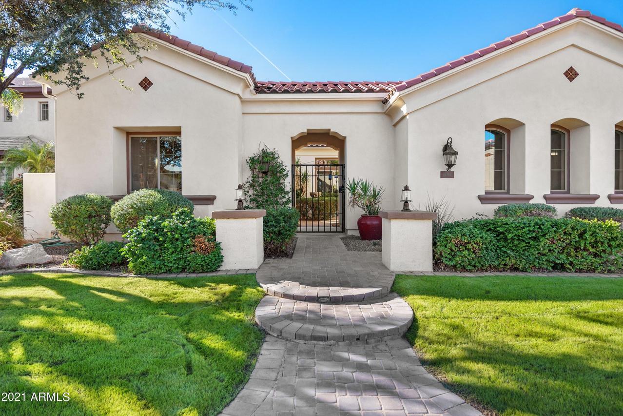 4050 S Pacific Dr., Chandler, AZ 85248