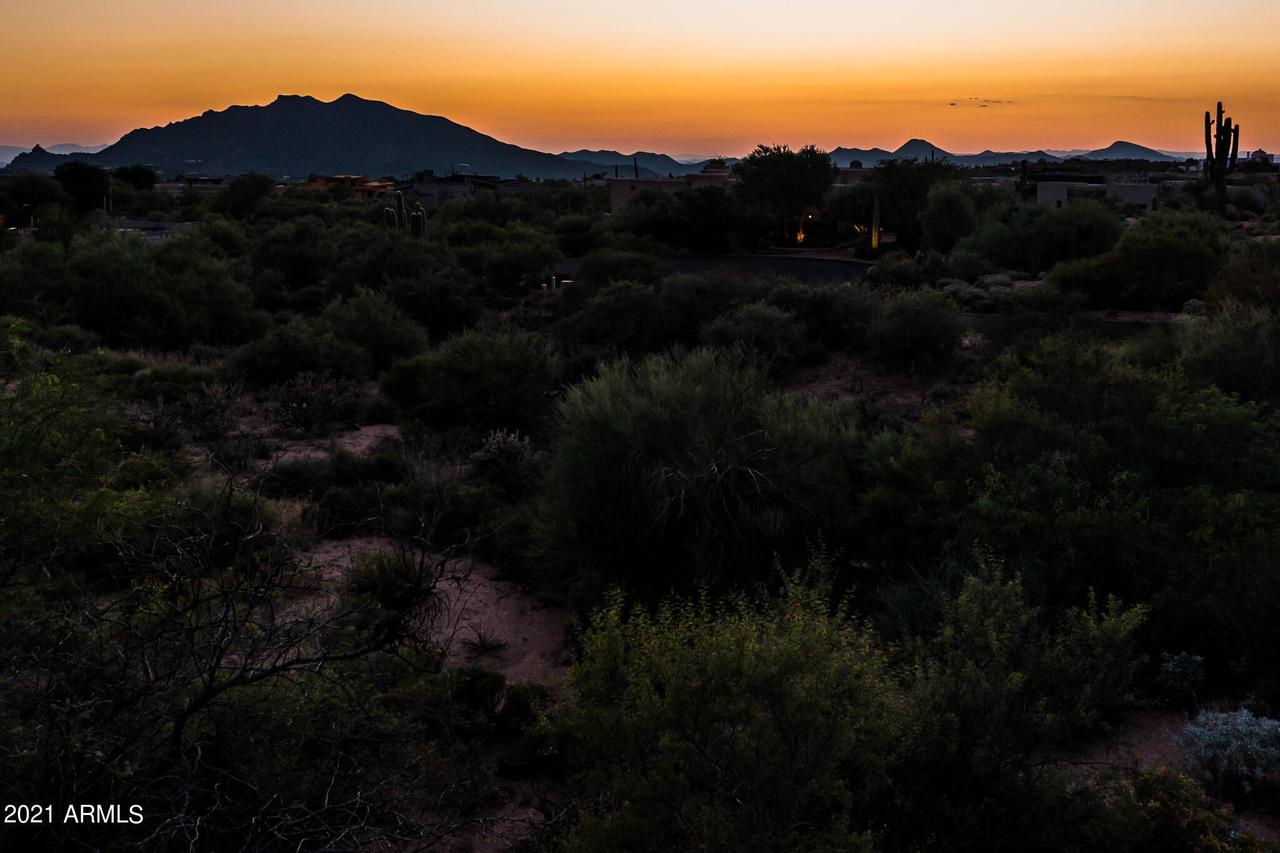 9207 E Bajada Rd., Scottsdale, AZ 85262