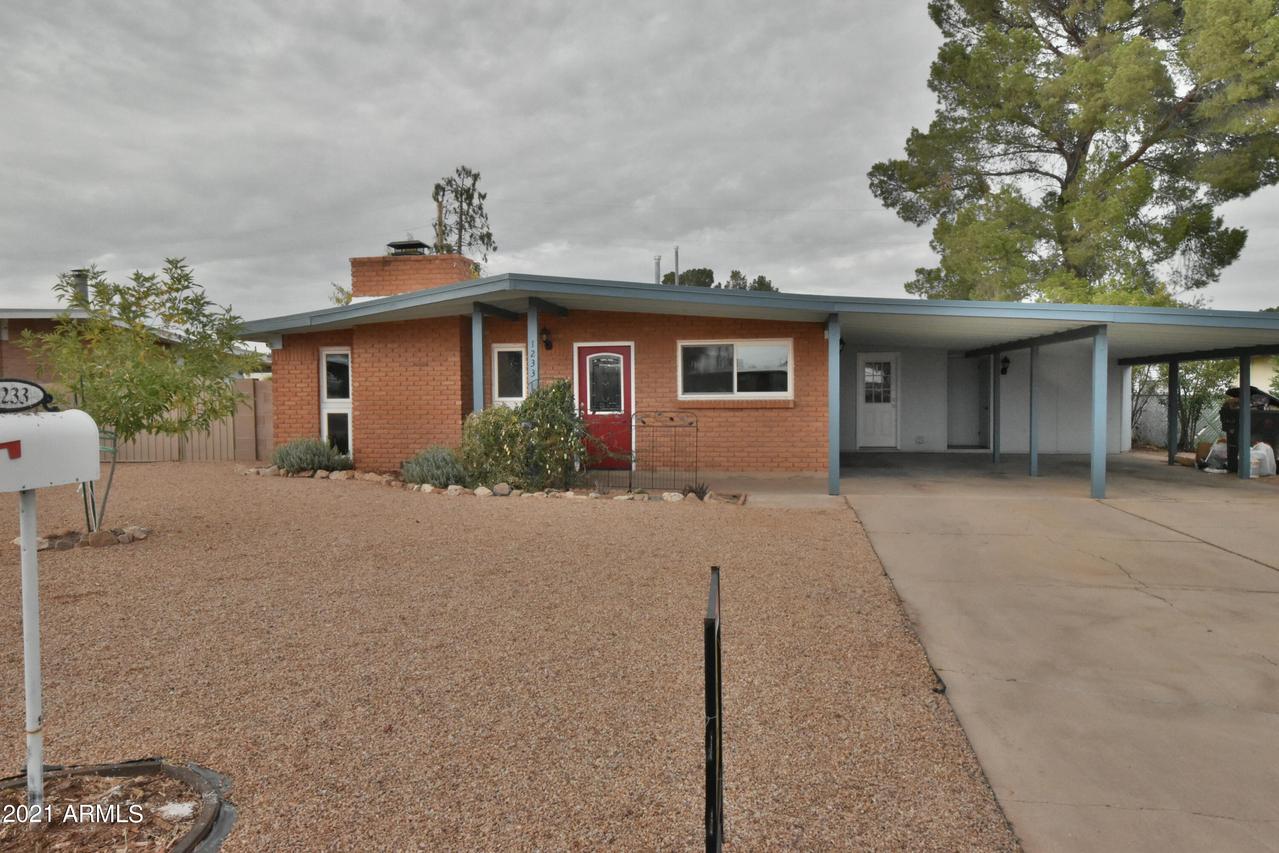1233 Andrea Dr., Sierra Vista, AZ 85635