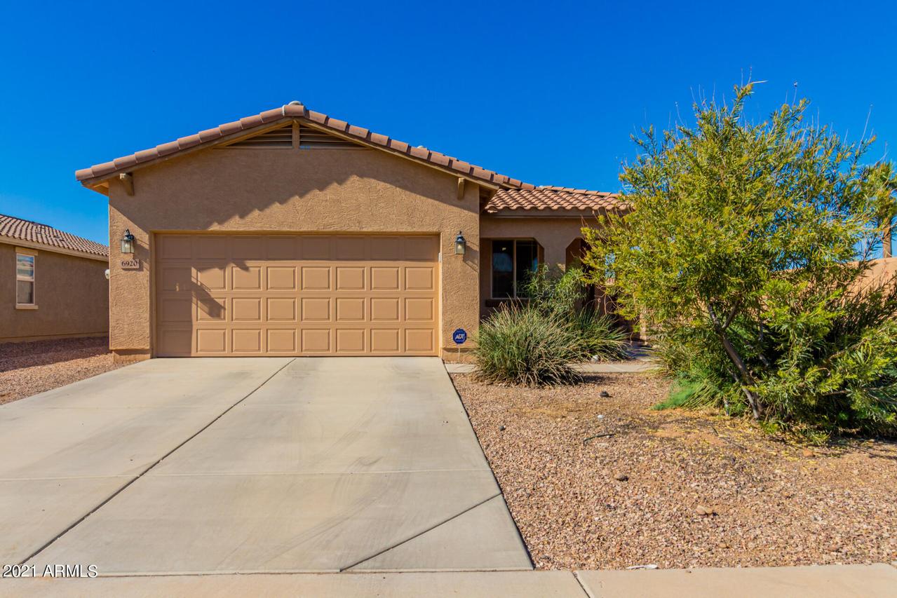 6920 S 74th Ln., Laveen, AZ 85339