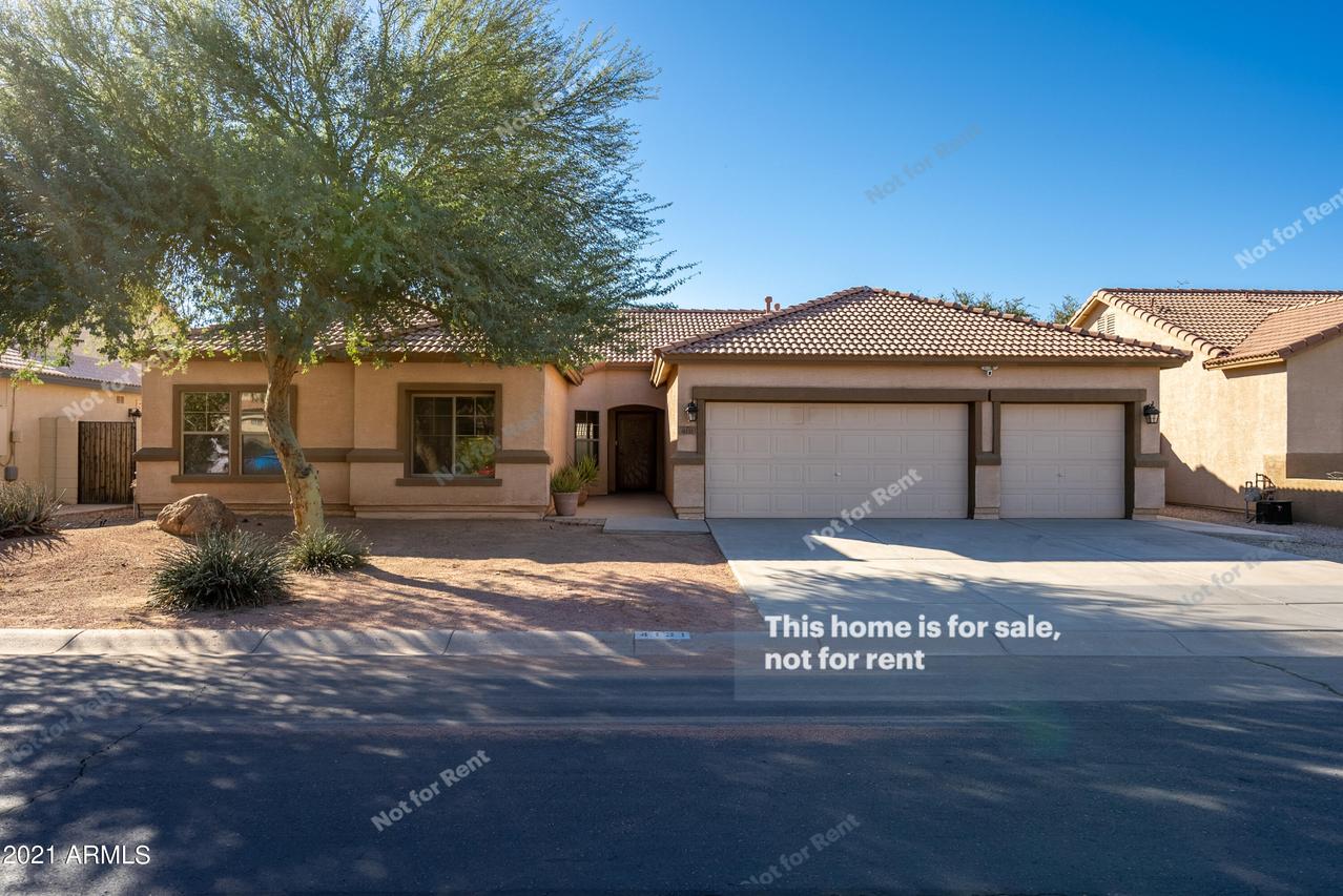 4131 E Somerset Way, San Tan Valley, AZ 85140