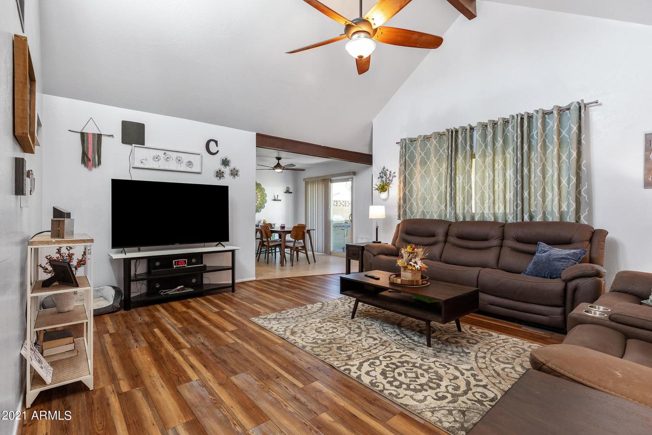 9640 N 35th Dr., Phoenix, AZ 85051