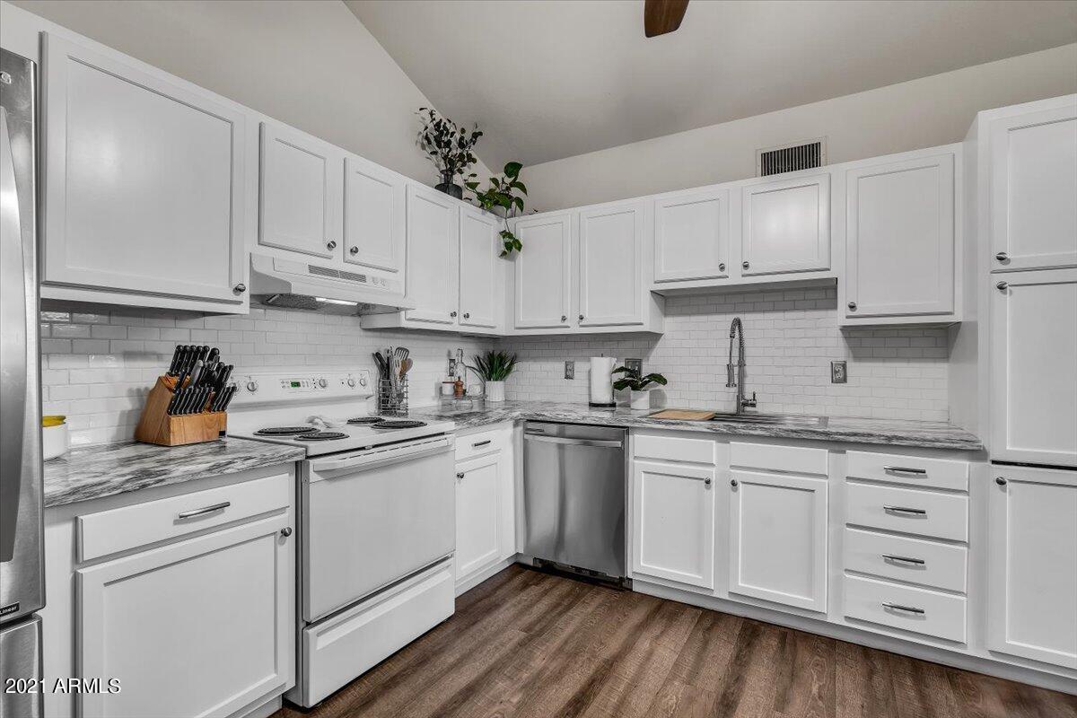 712 N Santa Barbara St. #13, Mesa, AZ 85201