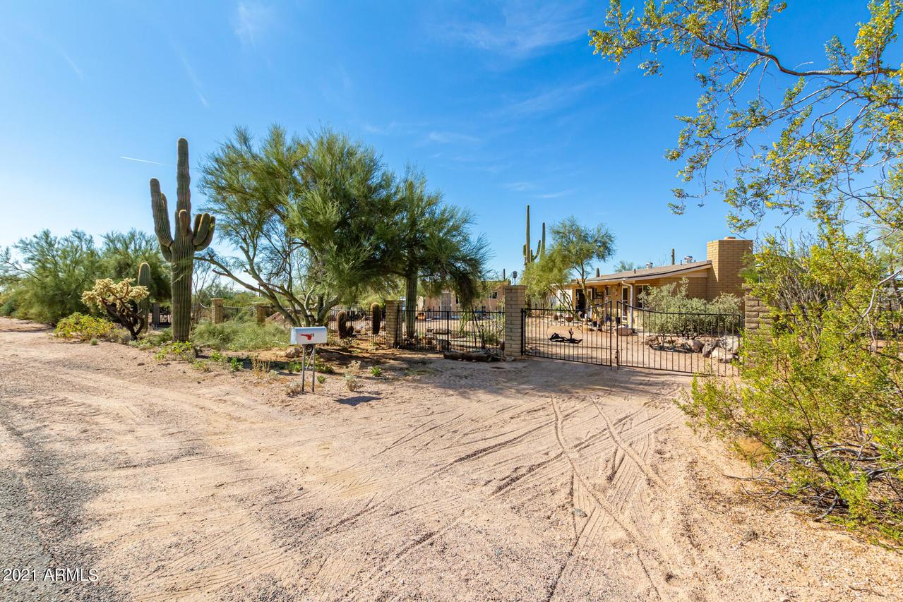 4620 N Winchester Rd., Apache Junction, AZ 85119