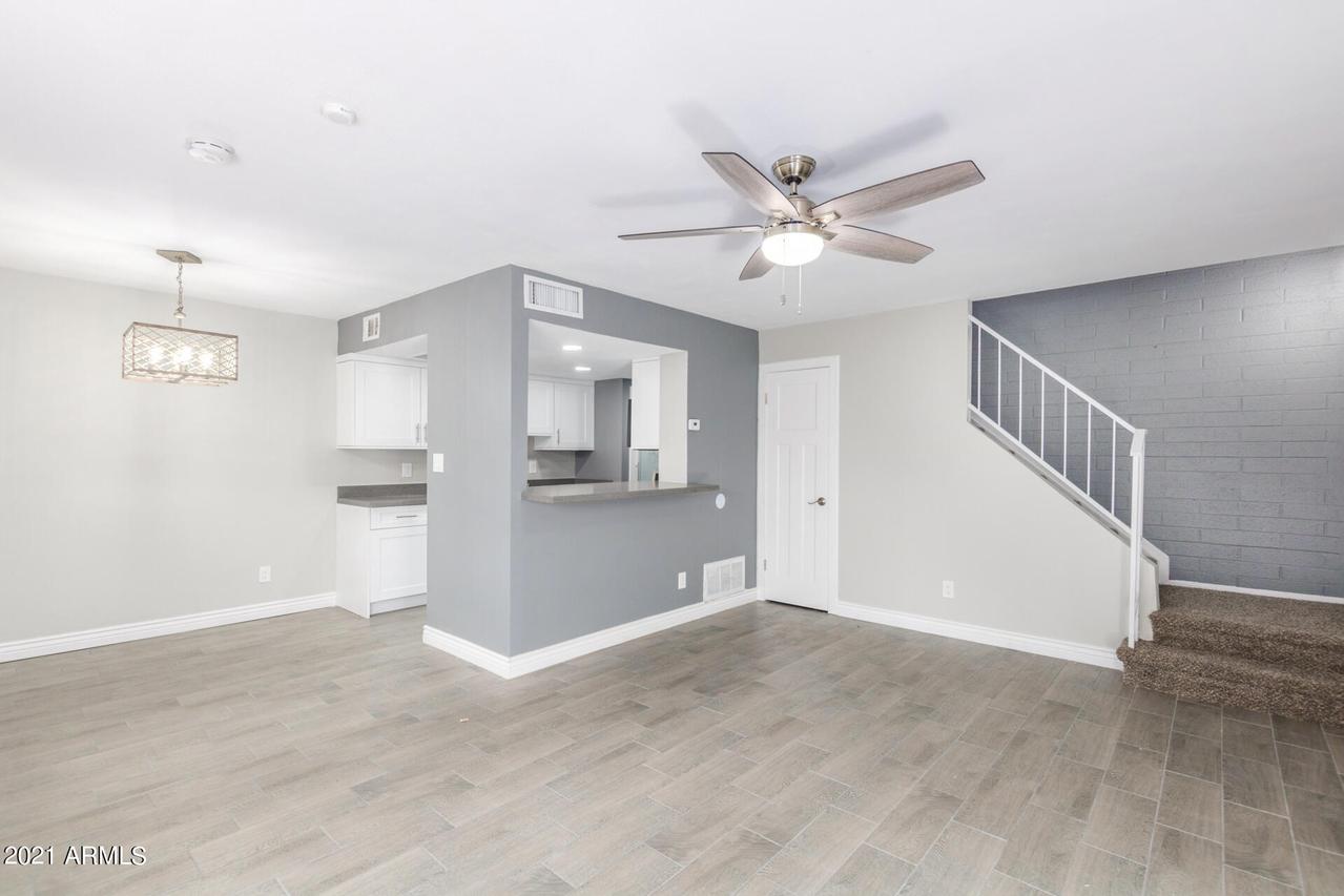 4257 N 67th Ln., Phoenix, AZ 85033