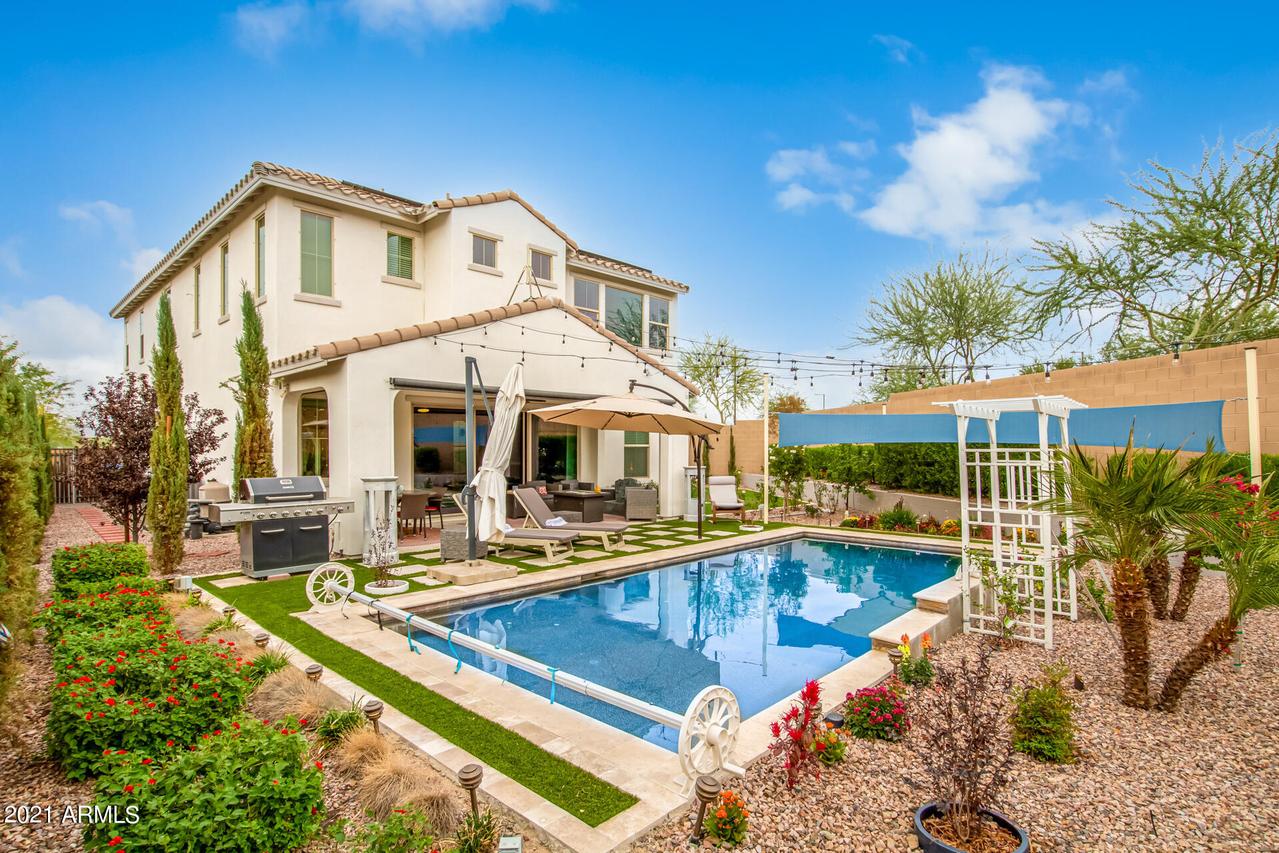 2305 W Caleb Rd., Phoenix, AZ 85085