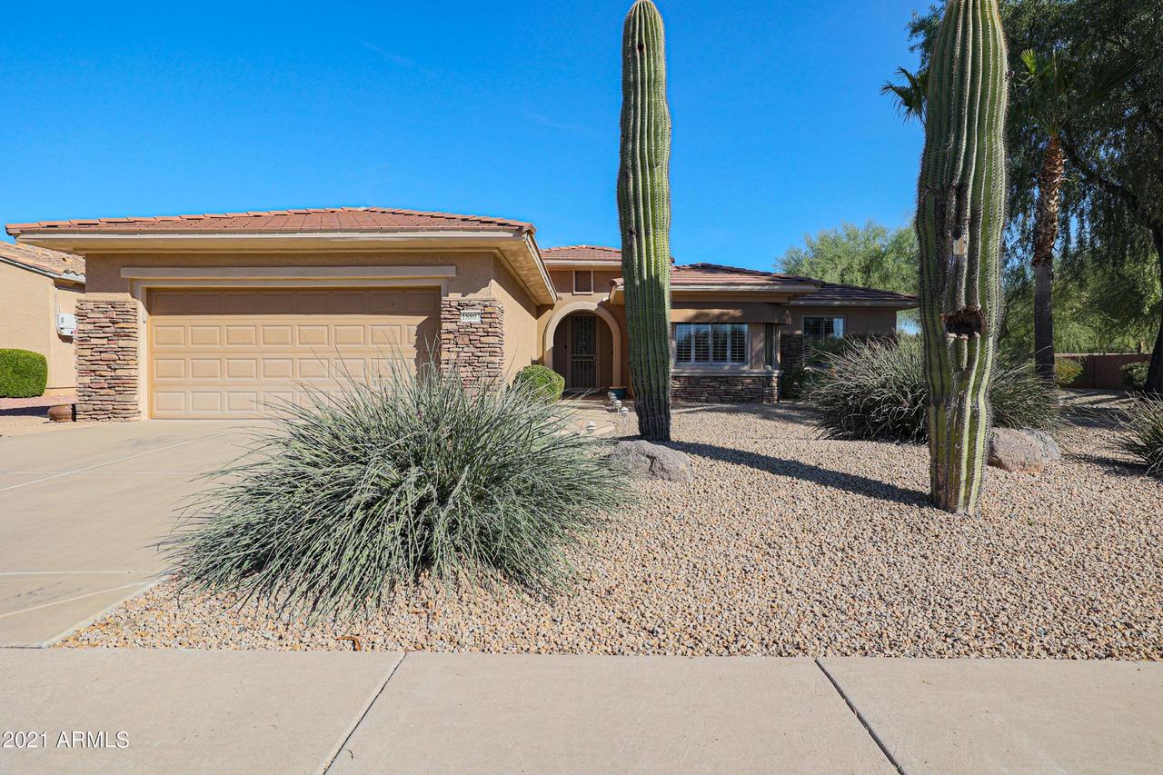 18807 N Summerbreeze Way, Surprise, AZ 85374