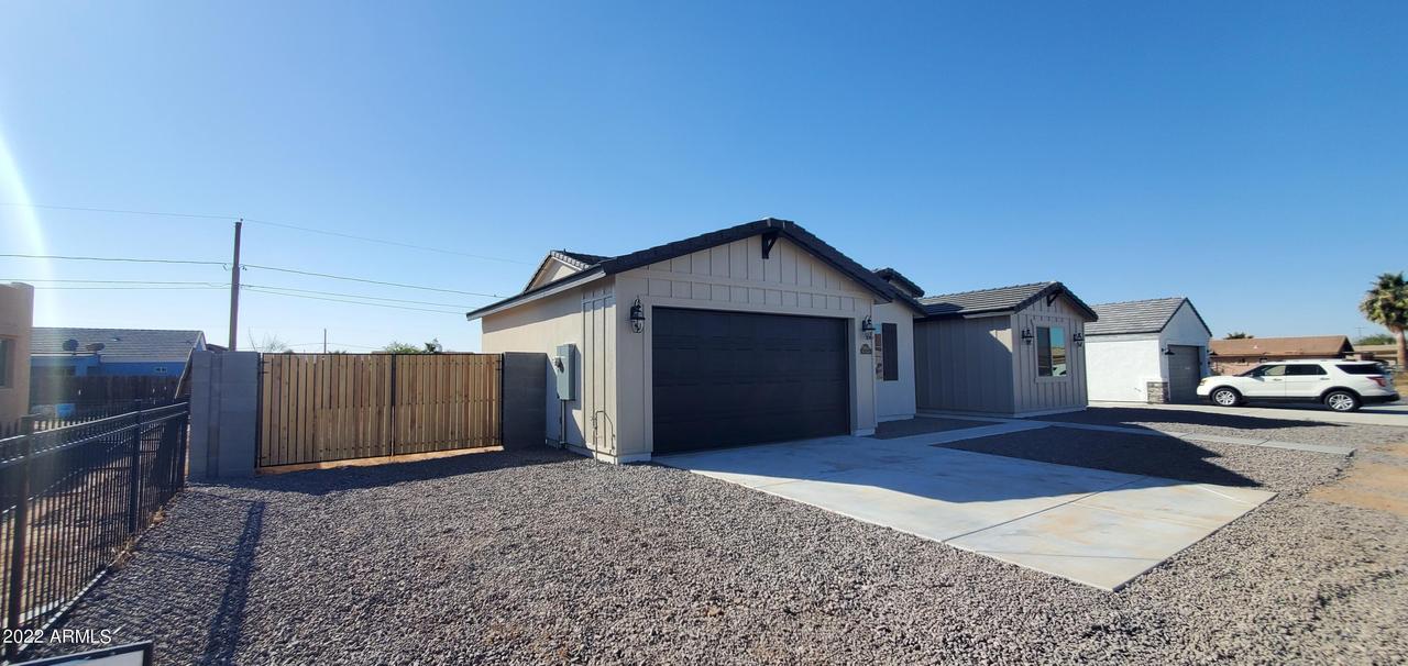 5743 E Vista Grande Dr., San Tan Valley, AZ 85140