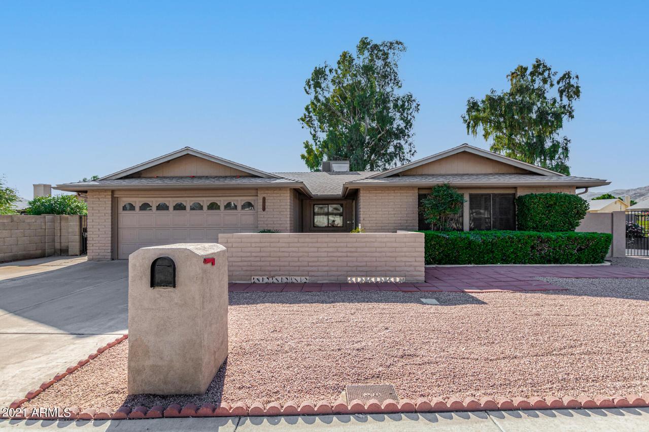 11420 S Ahwatukee Dr., Phoenix, AZ 85044