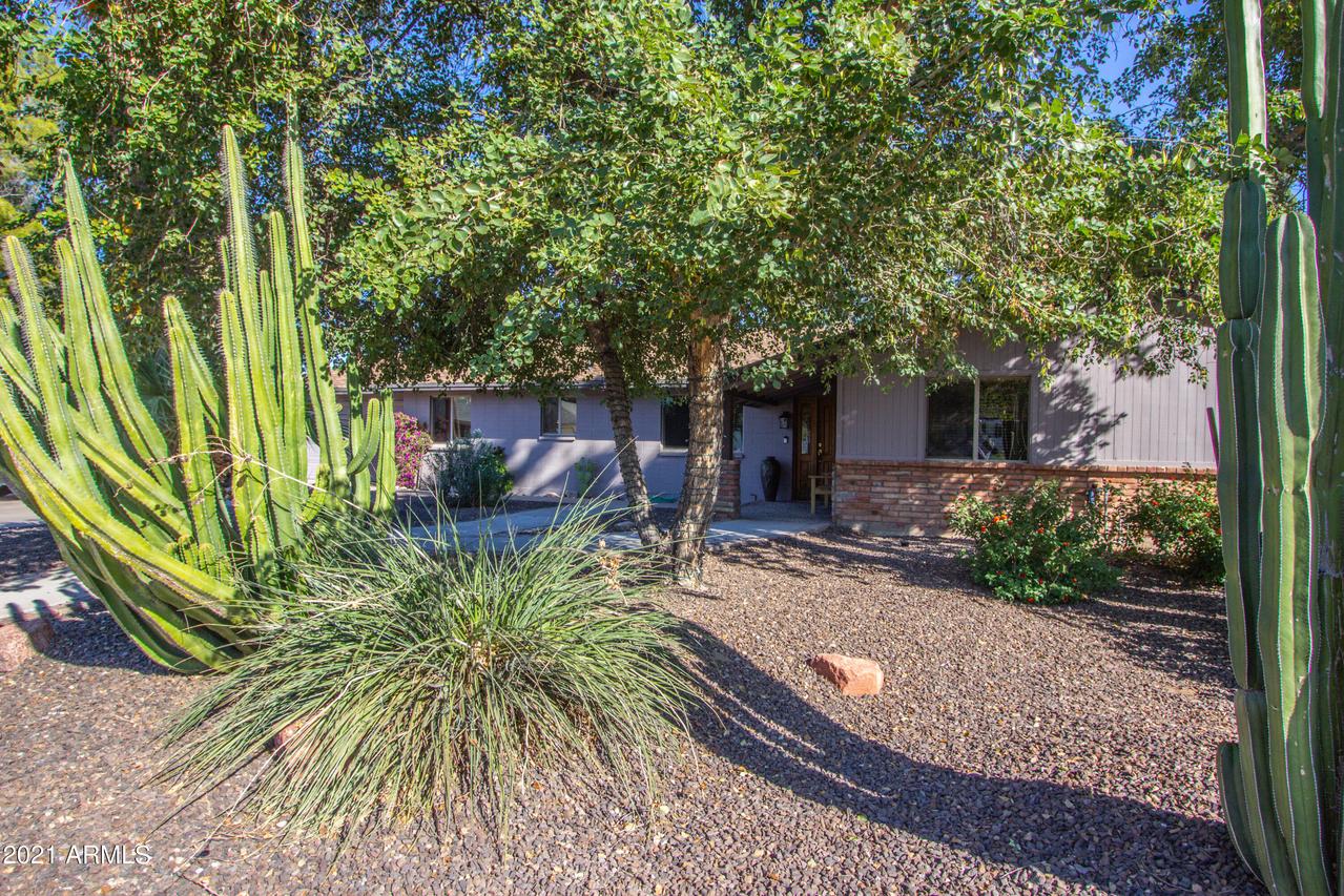 5311 N Woodmere Fairway, Scottsdale, AZ 85250