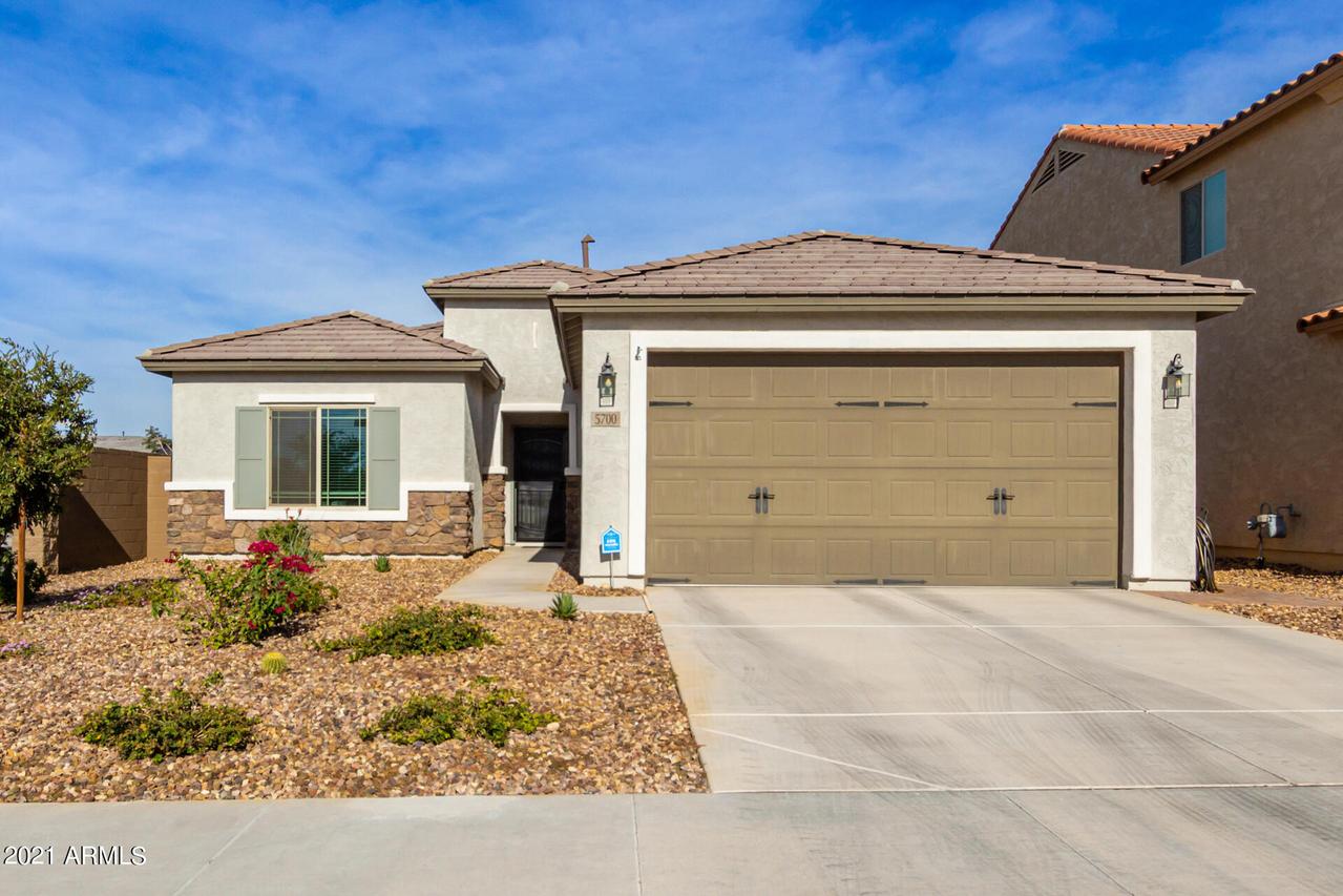 5700 W Valor Way, Florence, AZ 85132