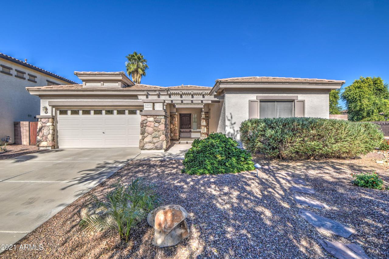 18970 E Superstition Dr., Queen Creek, AZ 85242