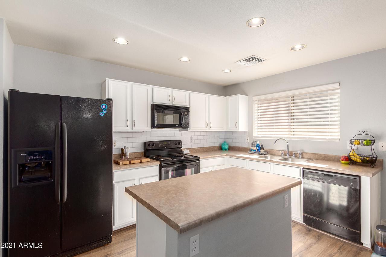 2061 S Luther, Mesa, AZ 85209