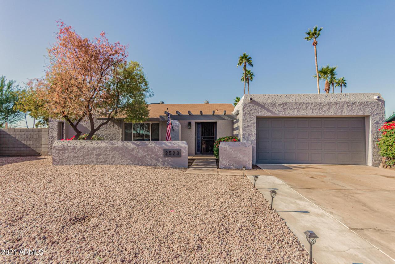 2523 W Onza Ave., Mesa, AZ 85202