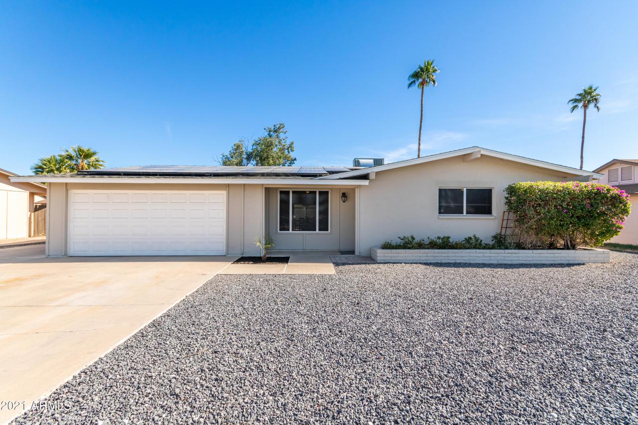 11837 N 45th Dr., Glendale, AZ 85304