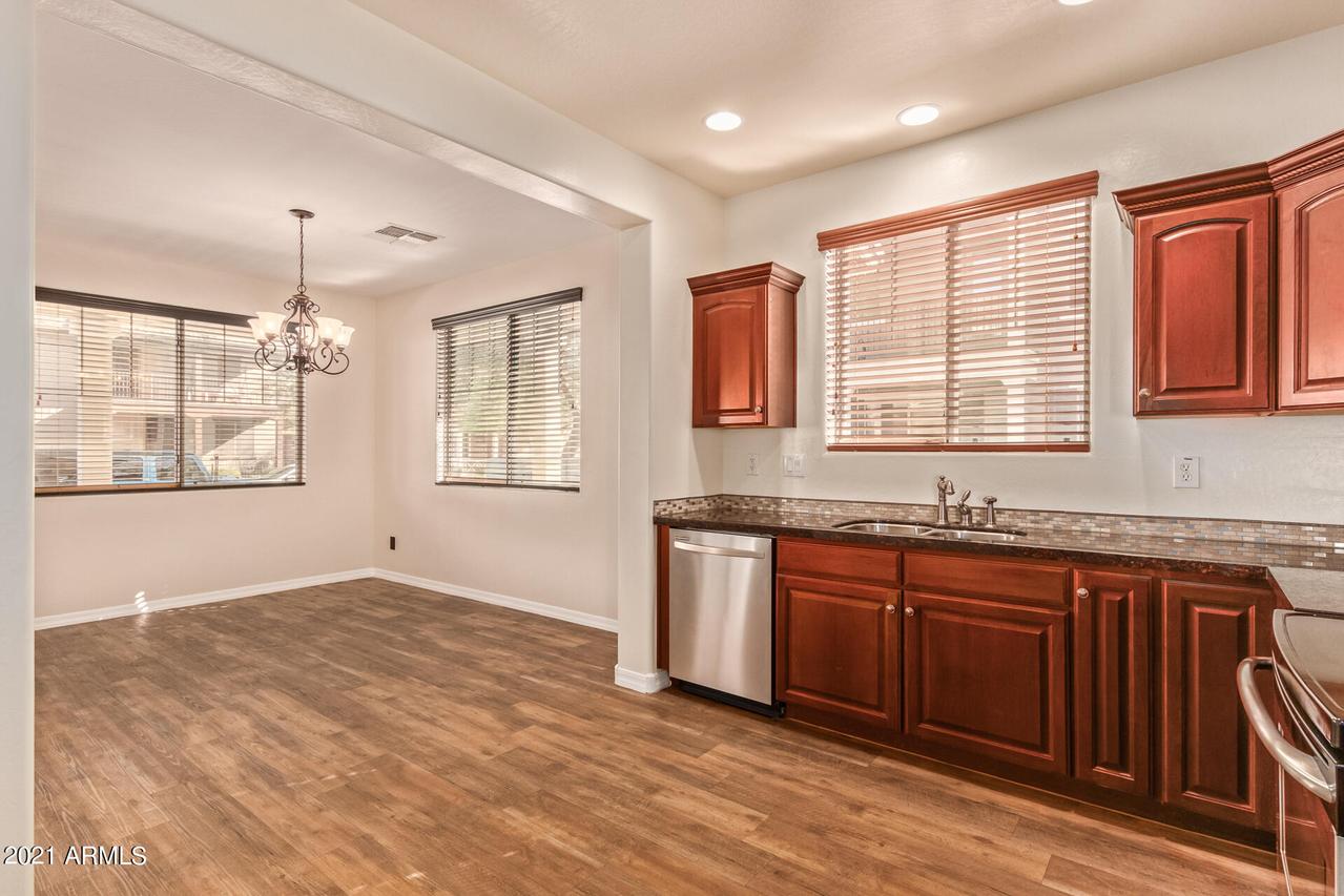 17638 N 114th Ln., Surprise, AZ 85378