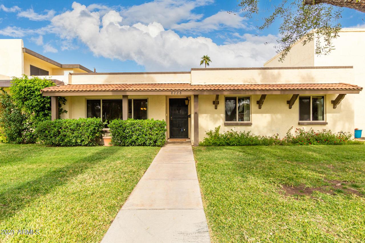 8228 E Mcdonald Dr., Scottsdale, AZ 85250